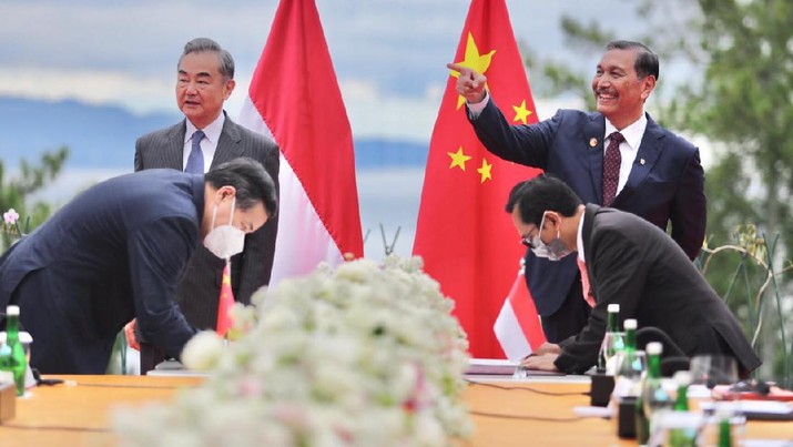  Luhut Terang-terangan! Duit China Banyak Masuk RI