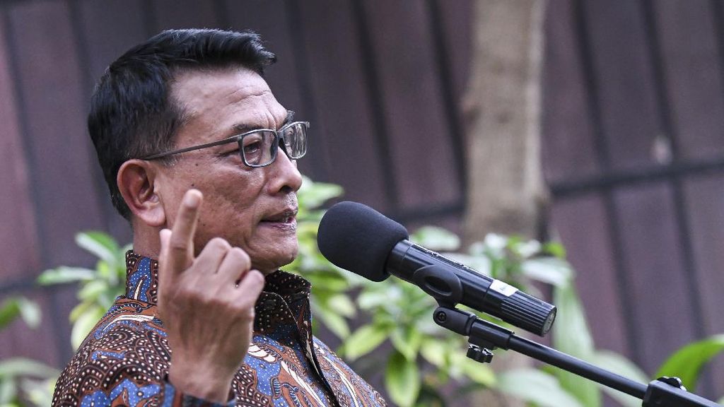 Masuk Grup WA Penganiaya Ade Armando, Ari Supit dari Lingkaran Istana?