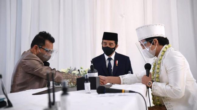 Tak Peka dan Politis Jokowi-Prabowo di Pernikahan Atta-Aurel