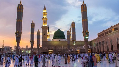 2 Jemaah Haji Ditangkap Polisi Usai Gelar Tahlilan di Pelataran Masjid Nabawi