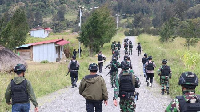 Cap KKB Teroris dan Skenario Perang di Tanah Papua