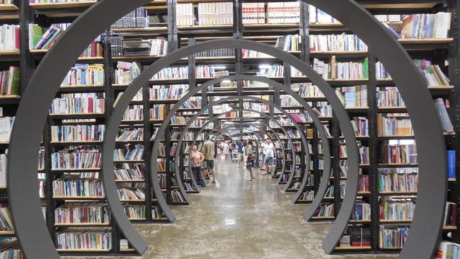 7-perpustakaan-dan-toko-buku-lokasi-syuting-drama-korea