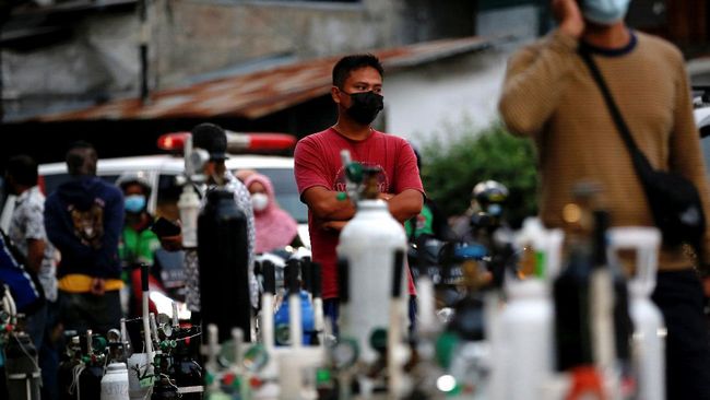 PKS Sindir Pemerintah Pernah Beri Oksigen ke India Kini Impor