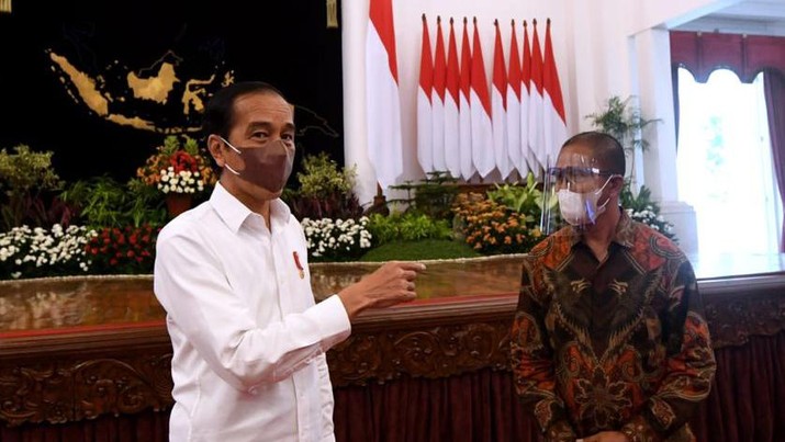Gegara Bentangkan Poster ke Jokowi, Peternak Masuk Istana!