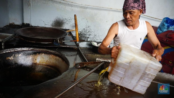Batas Harga Minyak Goreng Bakal Naik, Masyarakat Siap-siap!