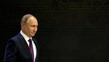 pengamat-as-putin-percaya-dia-adalah-kaisar-rusia