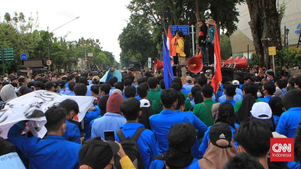 BEM SI Gelar Demo di Gedung DPR Hari Ini