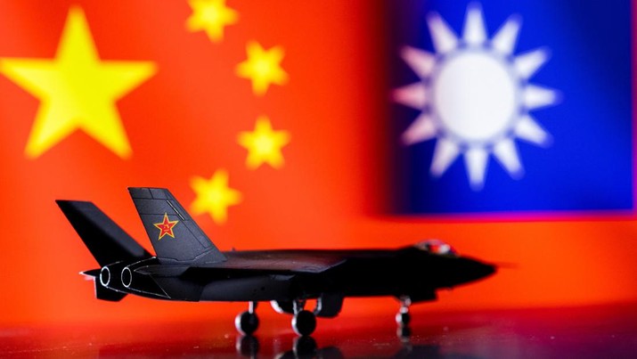 RI Buka Suara soal Kisruh China vs Taiwan & Kedatangan Pelosi