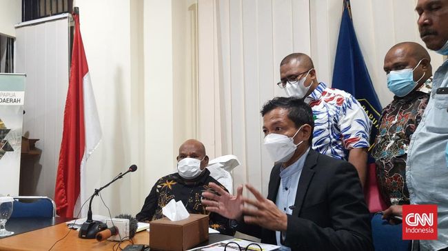 Temuan Amnesty: Aparat Paksa Warga Papua Potong Rambut dan Jenggot