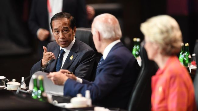 Alot Pembahasan Perang Ukraina di Komunike KTT G20, Jokowi: Sampai Tengah Malam