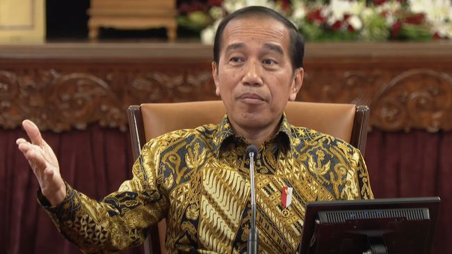 jokowi-jawab-isu-reshuffle-menteri-dari-nasdem-ditunggu-saja