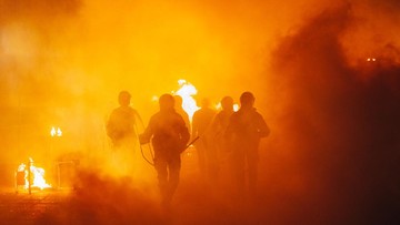 mencekam-momen-penuh-teriakan-bentrok-maut-wna-vs-wni-di-pt-gni