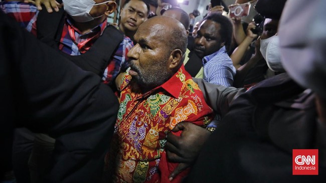 Kondisi Ginjal Gubernur Papua Lukas Enembe Disebut Tinggal 8 Persen