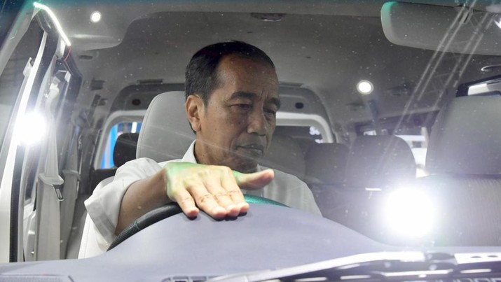 Jokowi Ngeluh Jalanan Makin Macet, Buka-bukaan Biang Keroknya