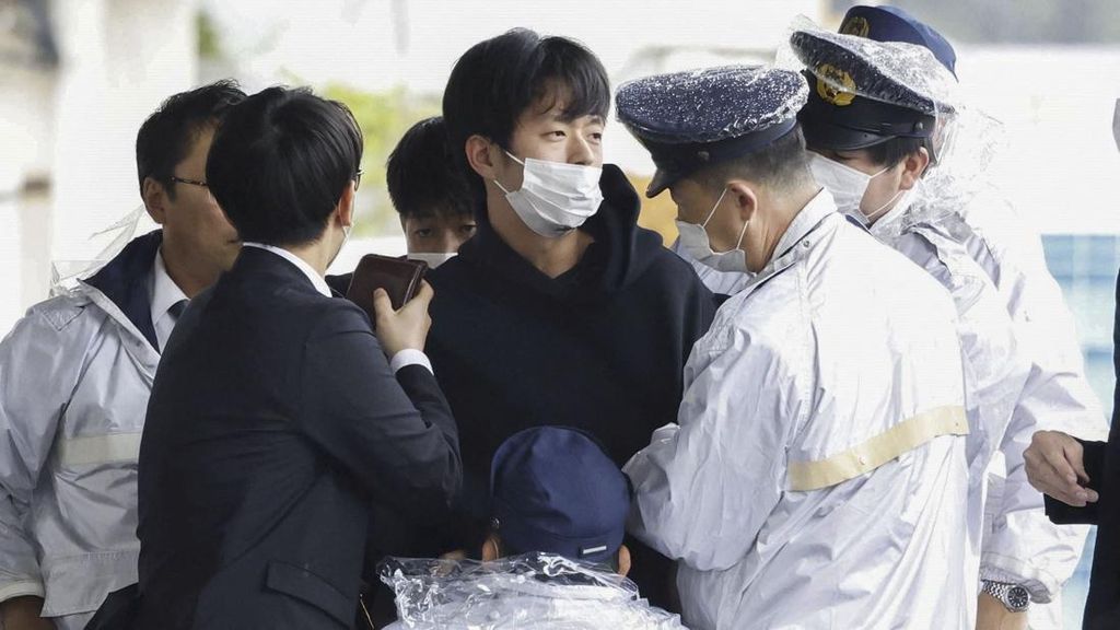 pm-jepang-fumio-kishida-dievakuasi-usai-insiden-bom-asap