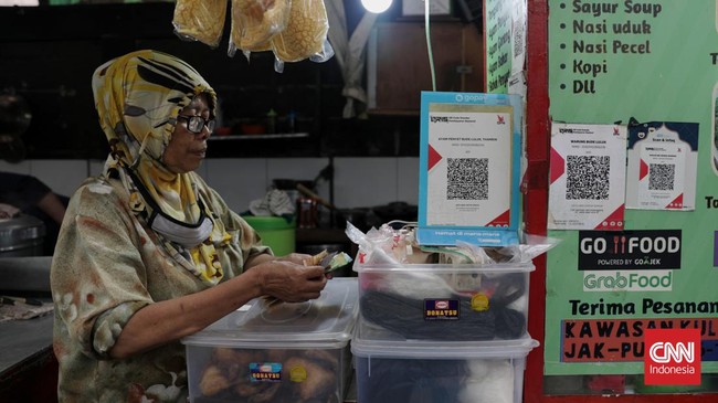 Mengenal QRIS, Layanan Bank yang Kenakan Biaya Transaksi per 1 Juli