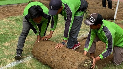Jakpro Mulai Bongkar Rumput JIS Sesuai Rekomendasi FIFA