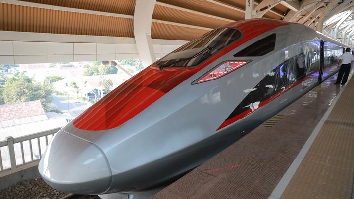 Ramai-Ramai Media Asing Sorot Kereta Cepat RI, Ada Apa?