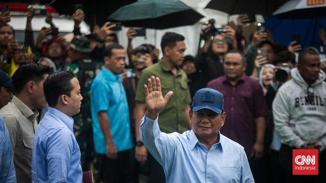 Senyum Titiek Soeharto Dengar Prabowo Suka Makan Siang dengan Ayahnya