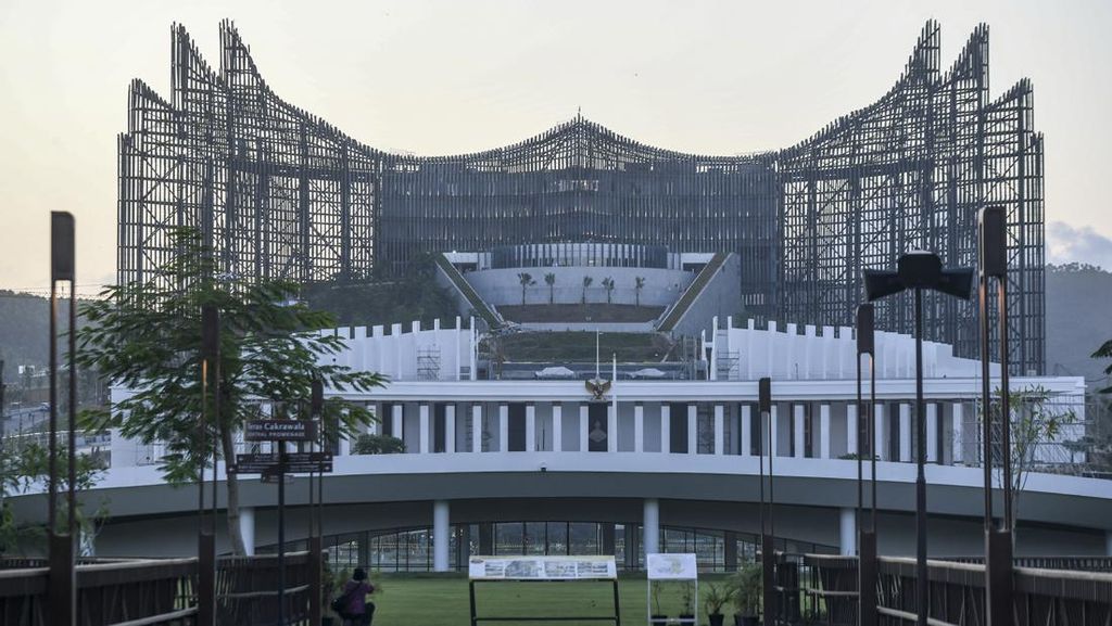 Jokowi Kumpulkan Kepala Daerah se-Indonesia di IKN, 35 Orang Tak Hadir