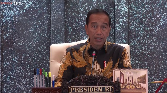 Jokowi Soroti Pertumbuhan Aset Bank Syariah Salip Konvensional