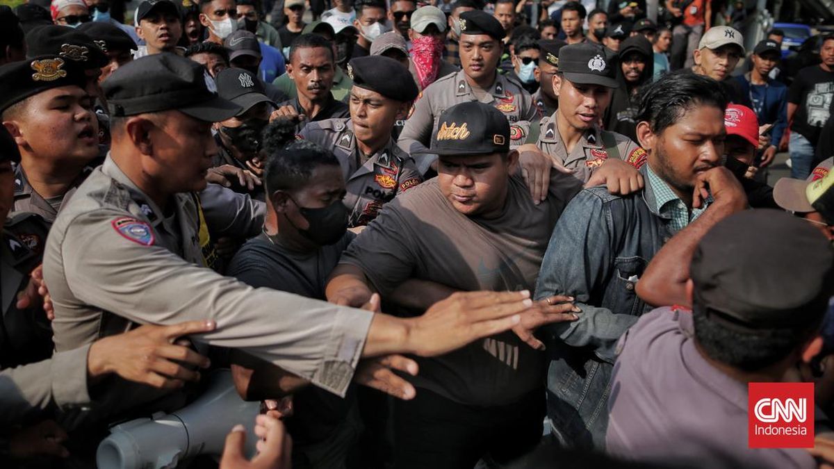 Aksi Teatrikal 'Raja Jawa' di Dukuh Atas Ricuh, Alat Peraga Dirampas