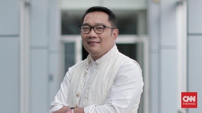 Ridwan Kamil dan Atalia Praratya Datang Sendiri-sendiri Jelang Salat Id