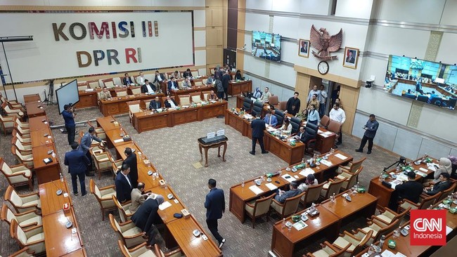 Pakar Hukum soal Pimpinan Baru KPK: Tamat Riwayat Independensi KPK