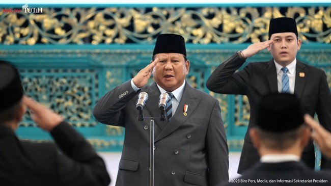 Reshuffle Kabinet, Prabowo Lantik Djamari Chaniago Jadi Menko Polkam
