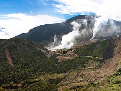 10 Puncak Gunung Tercantik di Indonesia