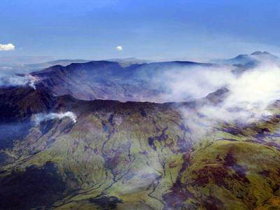 10 Puncak Gunung Tercantik di Indonesia