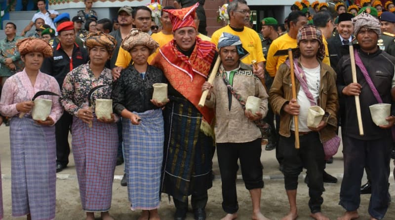 kembalikan-kejayaan-petani-taput-edy-rahmayadi-semua-pihak-harus-ikut-berperan