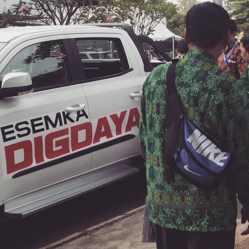 Melihat Lebih Dekat 2 Mobil yang Akan Diproduksi Esemka