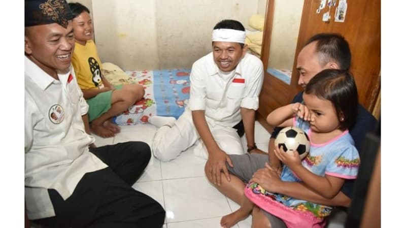Dedi Mulyadi Datangi Rumah Penjual Kaos Persib