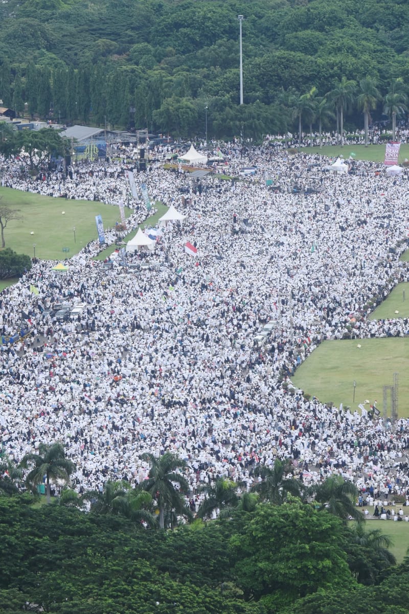 Inilah Foto Udara Reuni 212 di Monas 