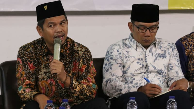tolak-koalisi-demokrat-golkar-pdip-kini-timang-ridwan-kamil-di-jabar