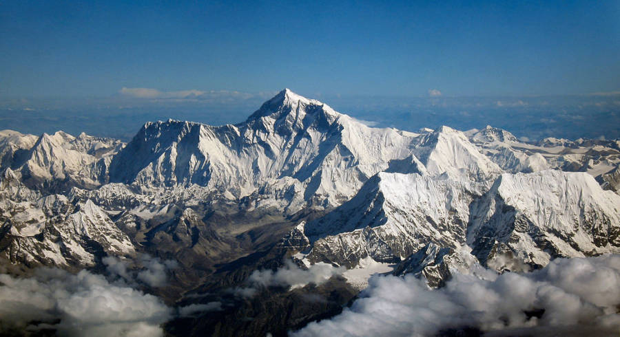 Momen &quot;Sleeping Beauty&quot; dan Sampah Gunung Everest