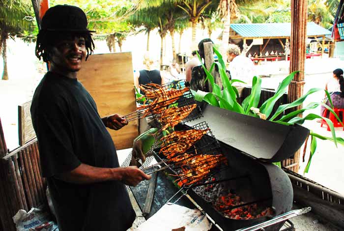 NEGARA-NEGARA DENGAN STREETFOOD TERENAK! BERMINAT DATANG?