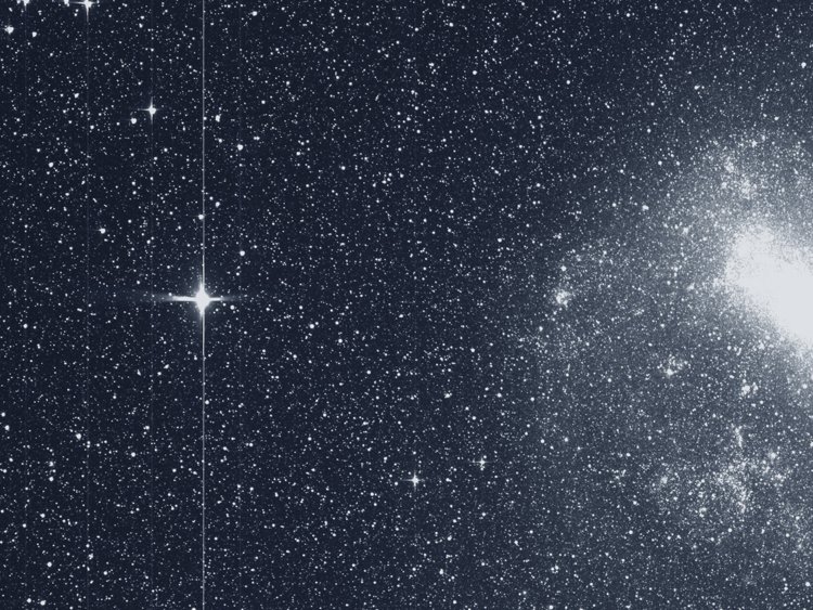 Gambar Pertama Yang Diambil oleh Teleskop Pemburu 'Nasa'