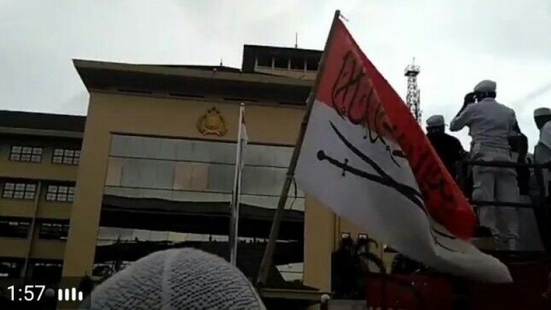 MUI: Bendera Merah Putih Tak Boleh Ditambah-tambahi, Berdosa