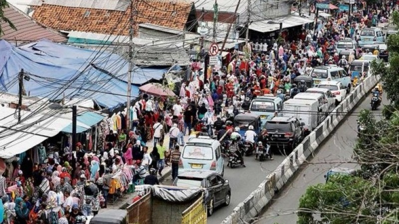 Era Ahok Berakhir, Trotoar Tanah Abang Kembali Diam-diam Disewakan