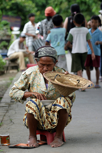 masih berfikir hdup anda susah ??