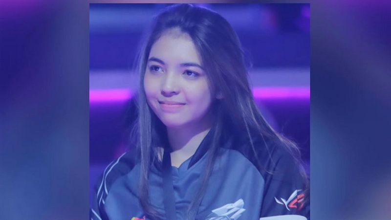 Tidak Hanya Cantik, 5 Pro Player Wanita Indonesia Ini juga Jago Main PUBG Mobile!