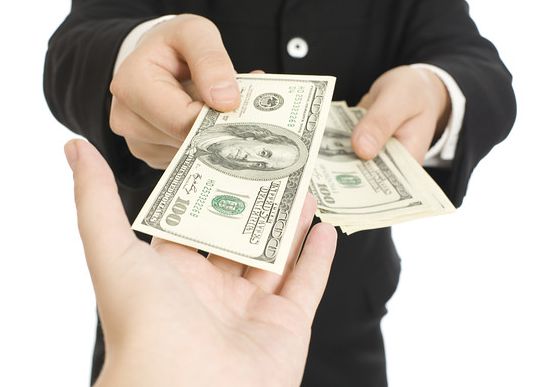 Kompensasi Adalah: Jenis, Dampak, dan Tujuannya