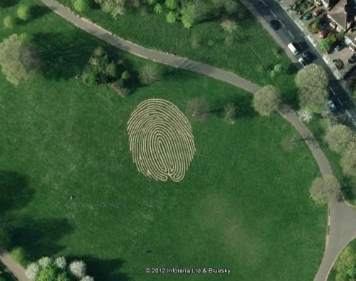 6 Penampakan Aneh Yang Muncul di Google Earth