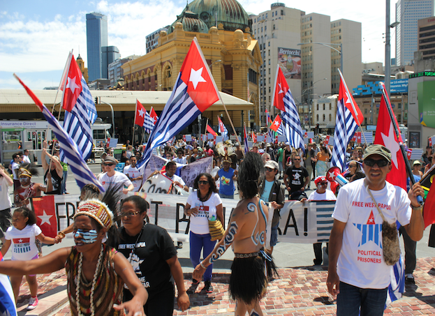 Aksi 1 Desember 2023, Lima Bendera Bintang Kejora Berkibar di Langit Yogyakarta