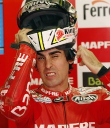 Expresi Rider2 MotoGP Saat Melepas Helmnya