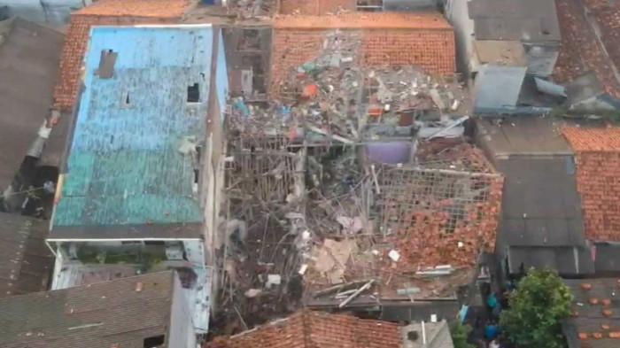 Ledakan di Pamulang, Benda Misterius Jatuh dari Langit Lalu Meledak