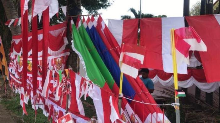 Bukan Bendera Merah Putih, Warga Jambi Malah Cari Bendera One Piece