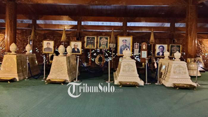 wacana-soeharto-jadi-pahlawan-nasional-makamnya-di-karanganyar-ramai-peziarah